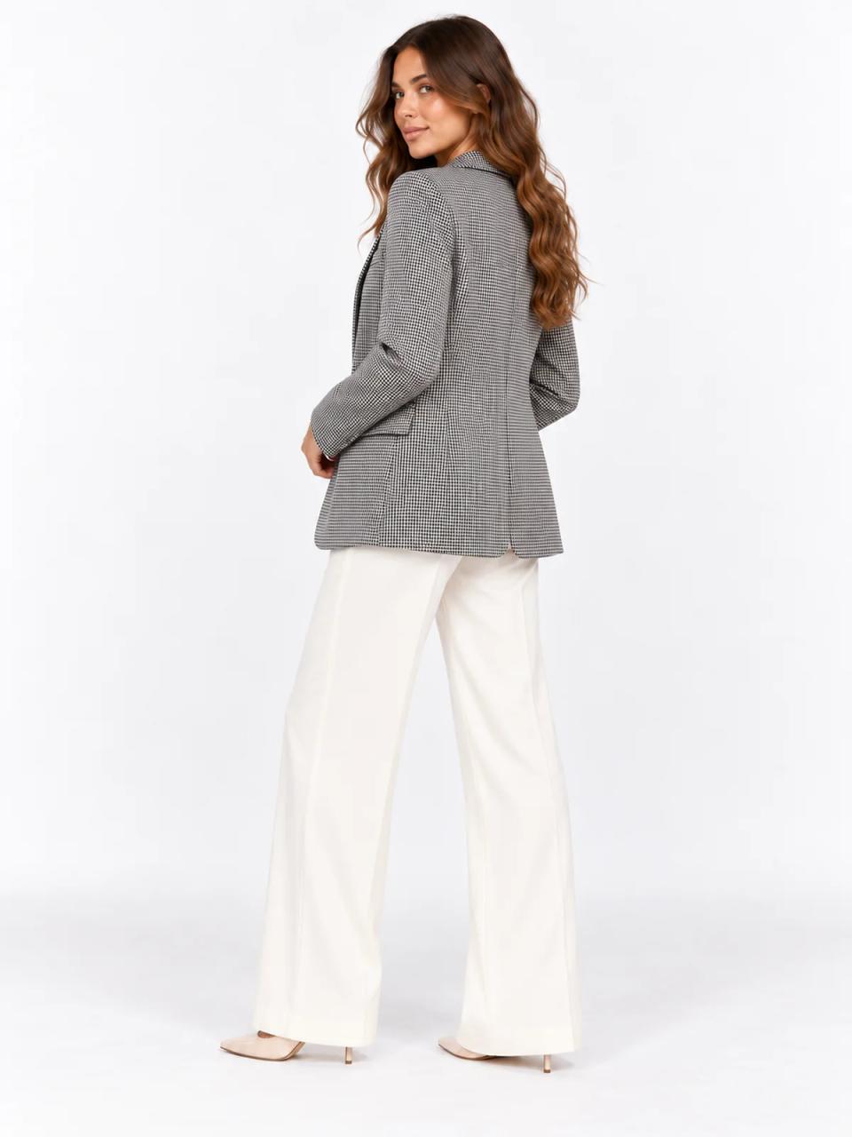 Houndstooth blazer, worn, alternate view