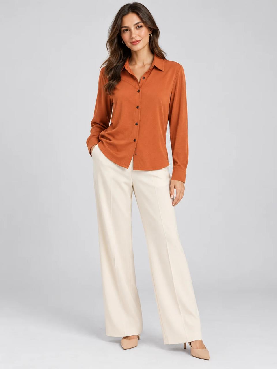 Camisa teja, puesto, vista frontal