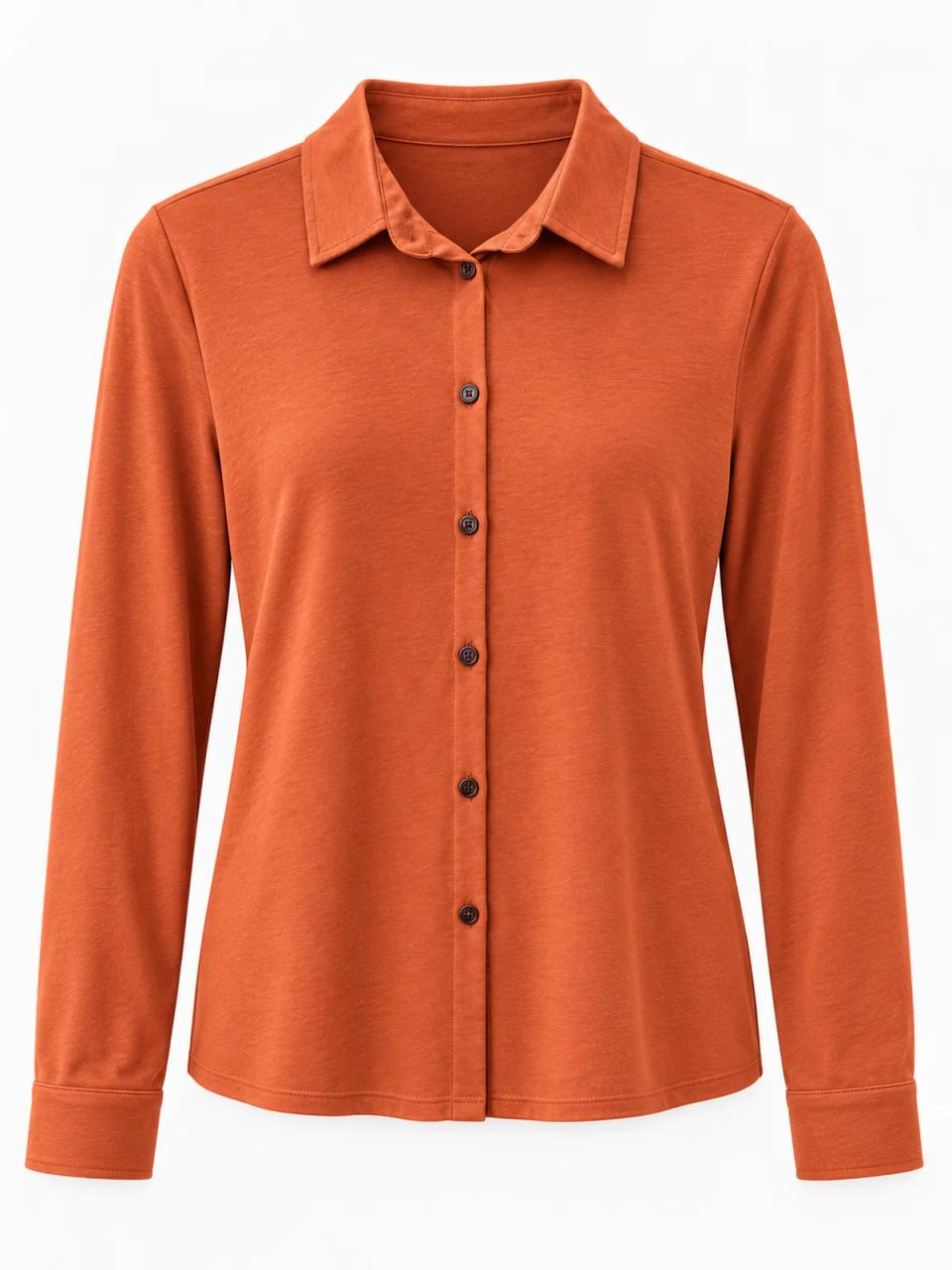 Camisa teja, foto de producto sobre fondo blanco