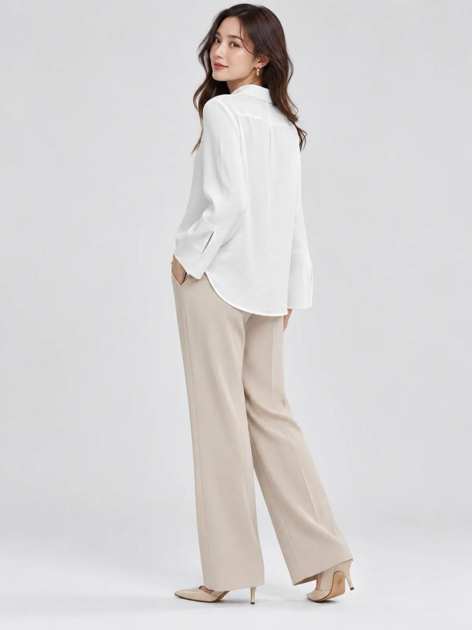 Camisa blanca fluida, puesto, otra vista