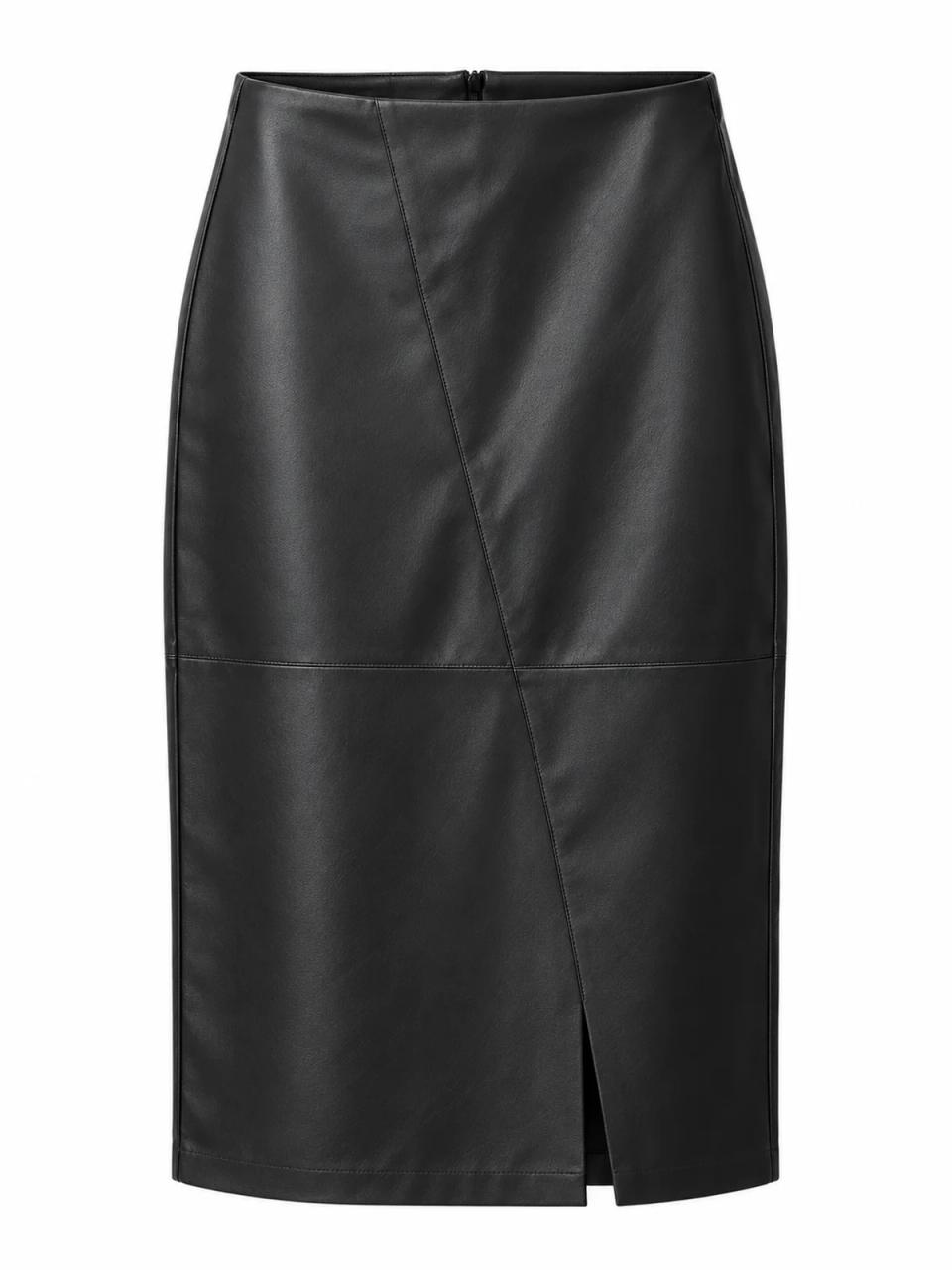 Falda midi efecto piel, foto de producto sobre fondo blanco
